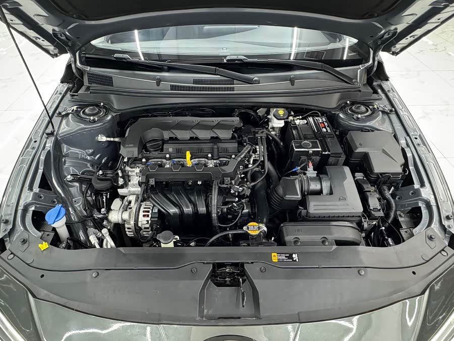 Hyundai Elantra 2024, фото 17