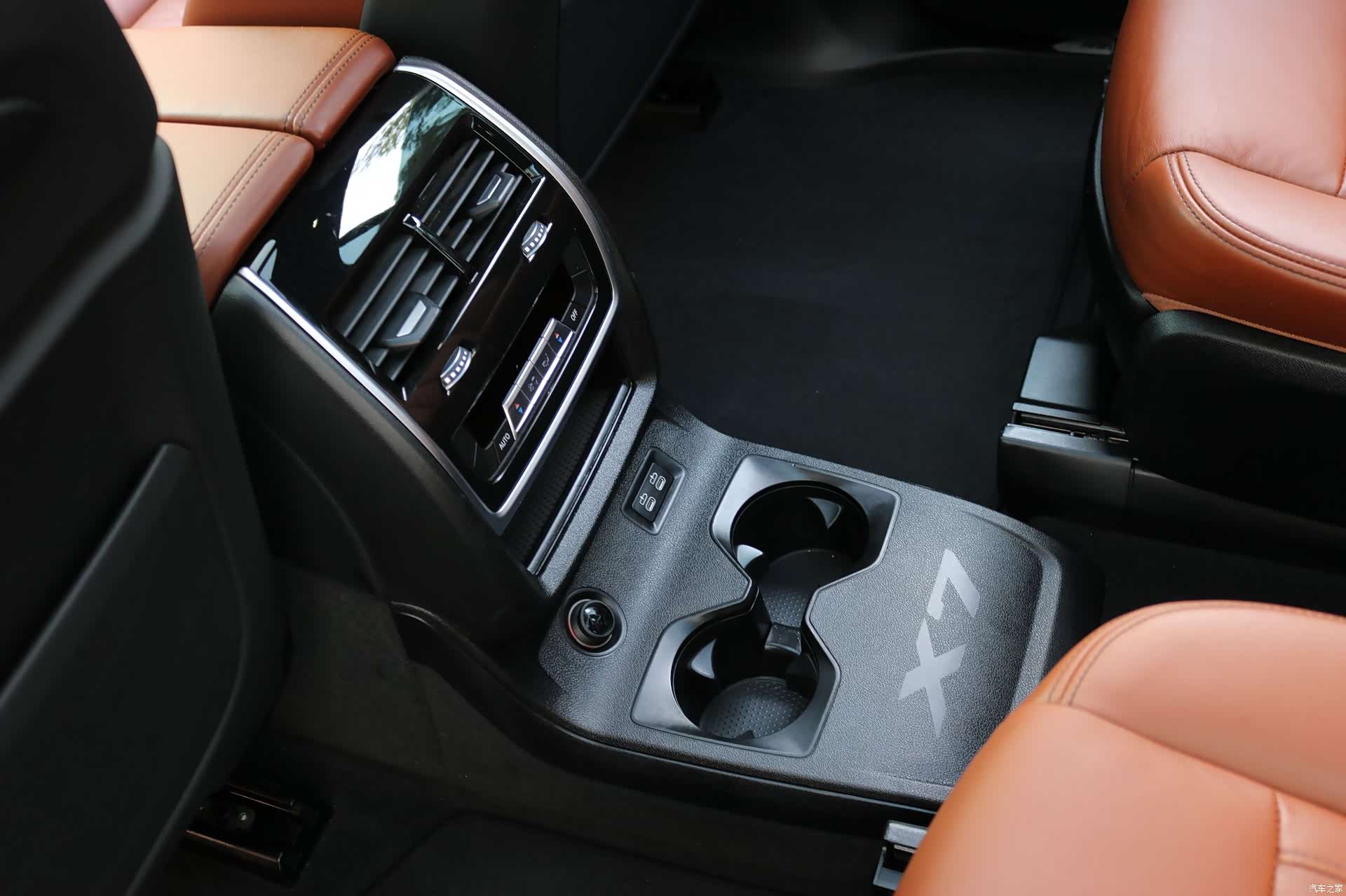 BMW X7, 2021 11