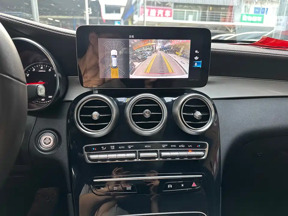 Mercedes-Benz GLC Mercedes-Benz GLC
