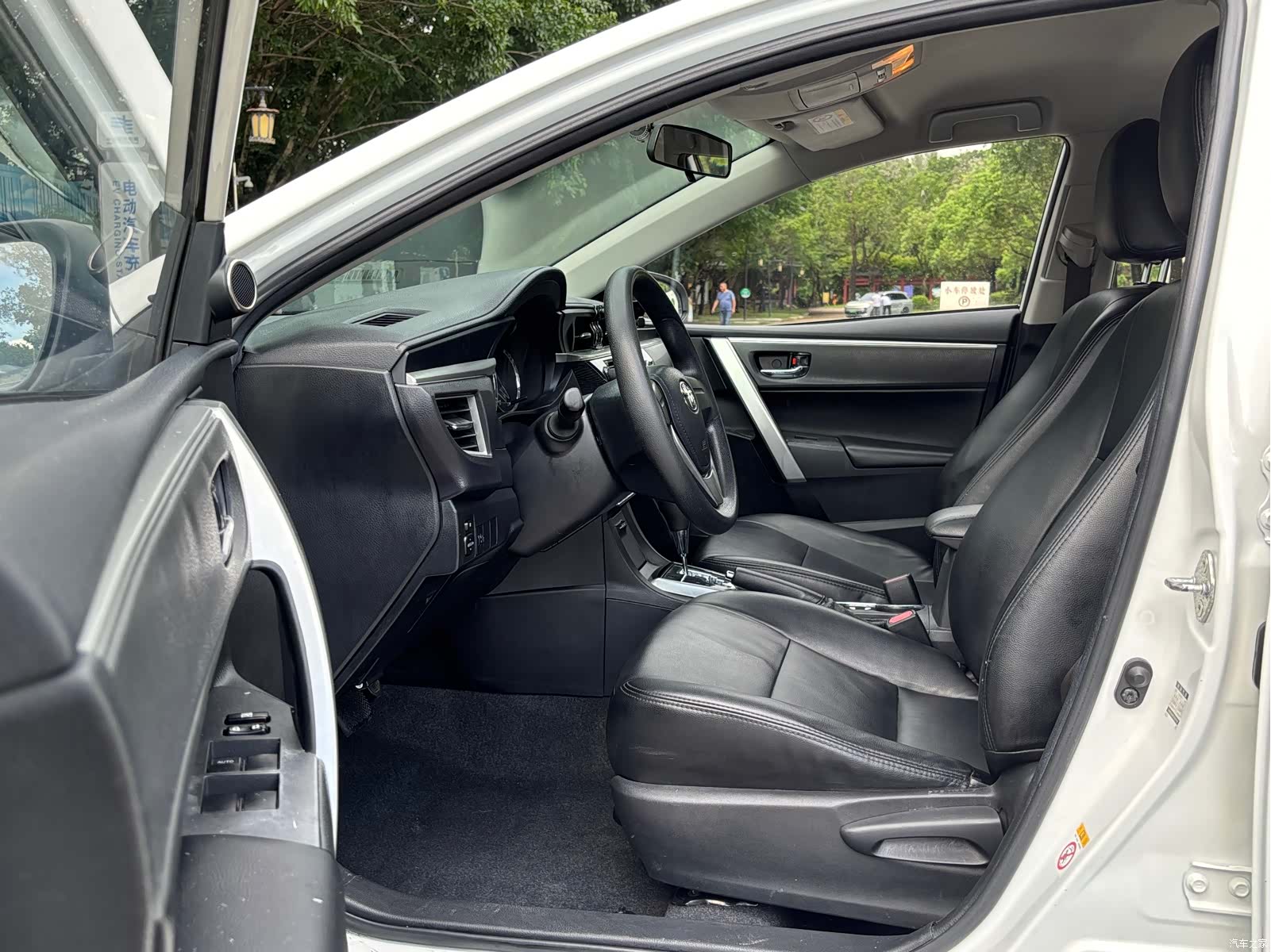 Toyota Corolla, 2016 12