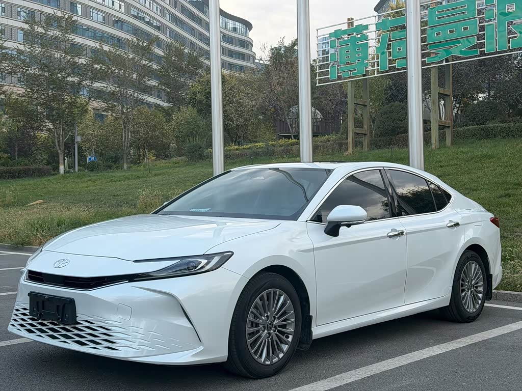 Toyota Camry 2026 2.0HGVP Luxury
