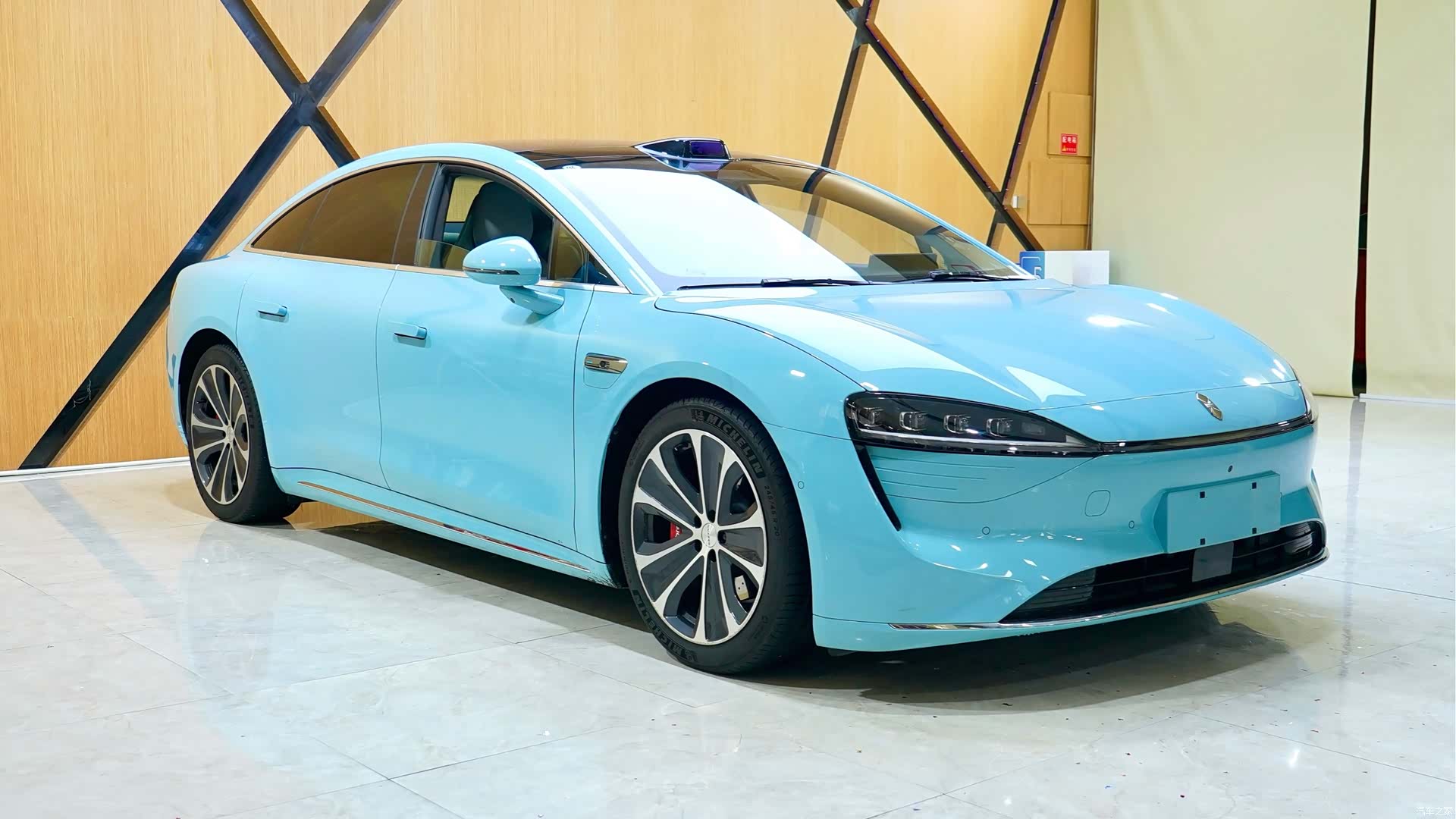 Luxeed S7, 2025 3
