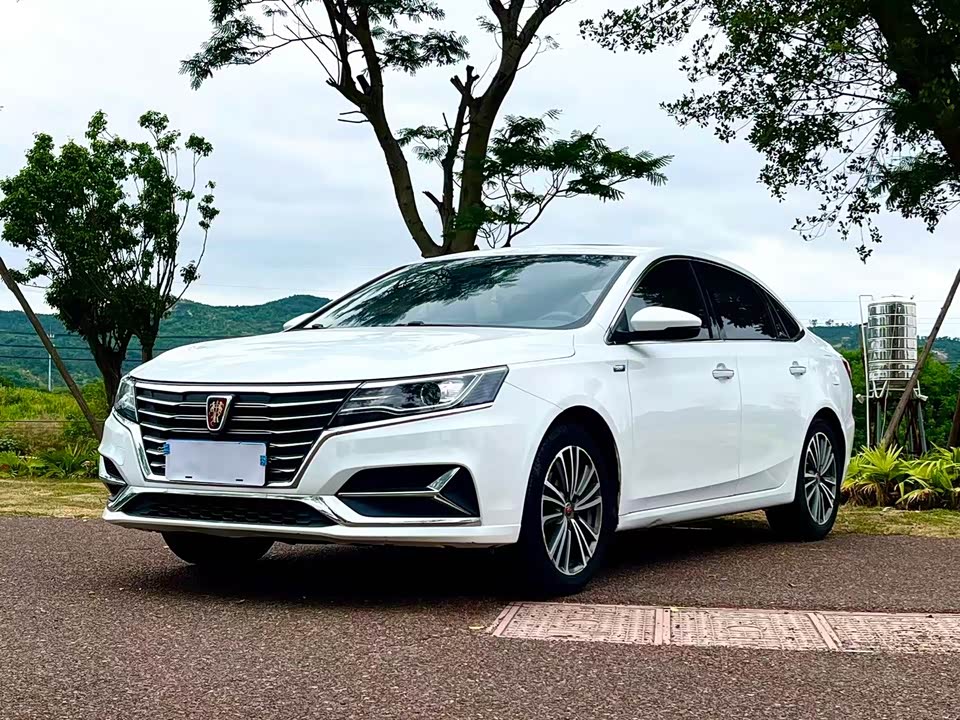 Roewe i6