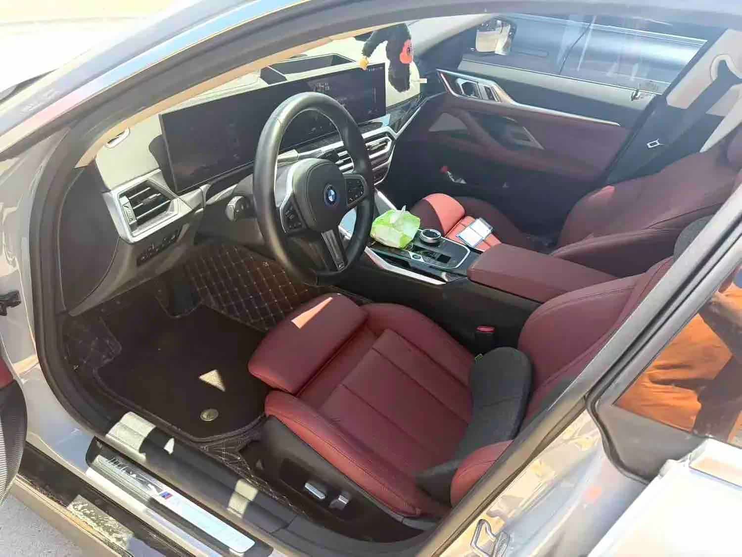 BMW i4, 2023 4