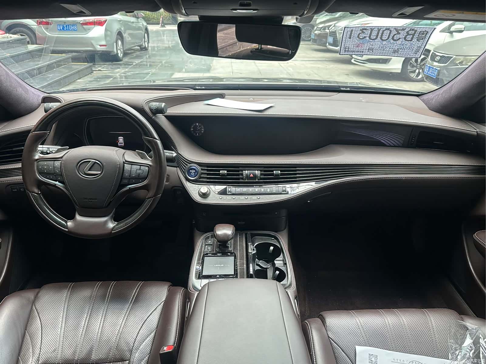 Lexus LS, 2019 все фото