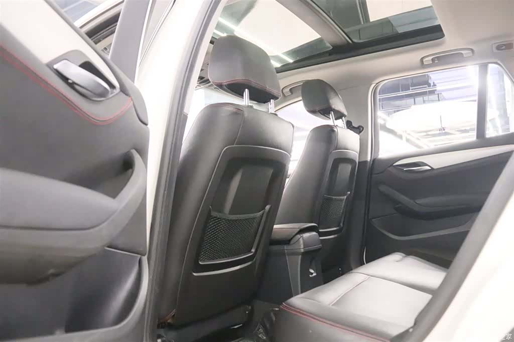 BMW X1, 2015 16