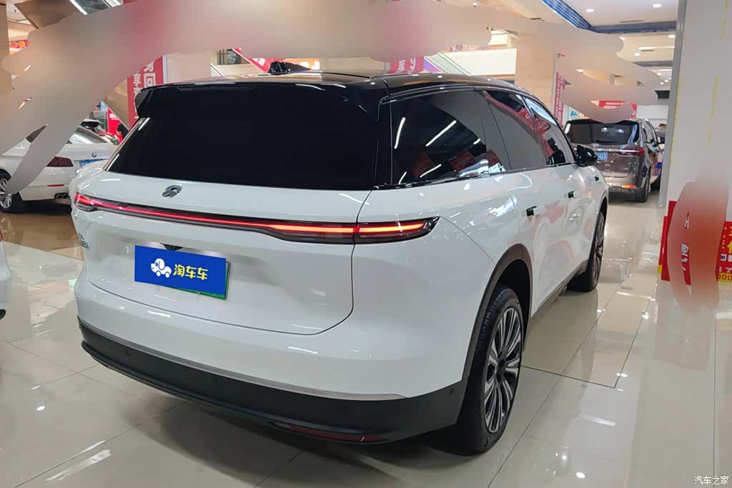 NIO ES8, 2024 3