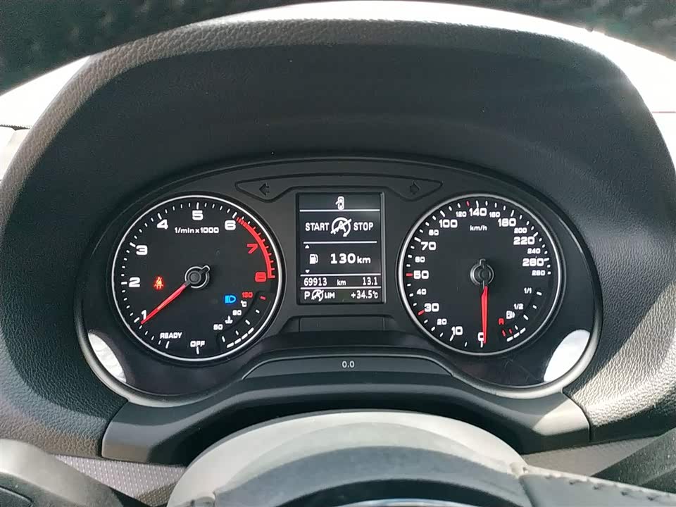 Audi Q2L Audi Q2L