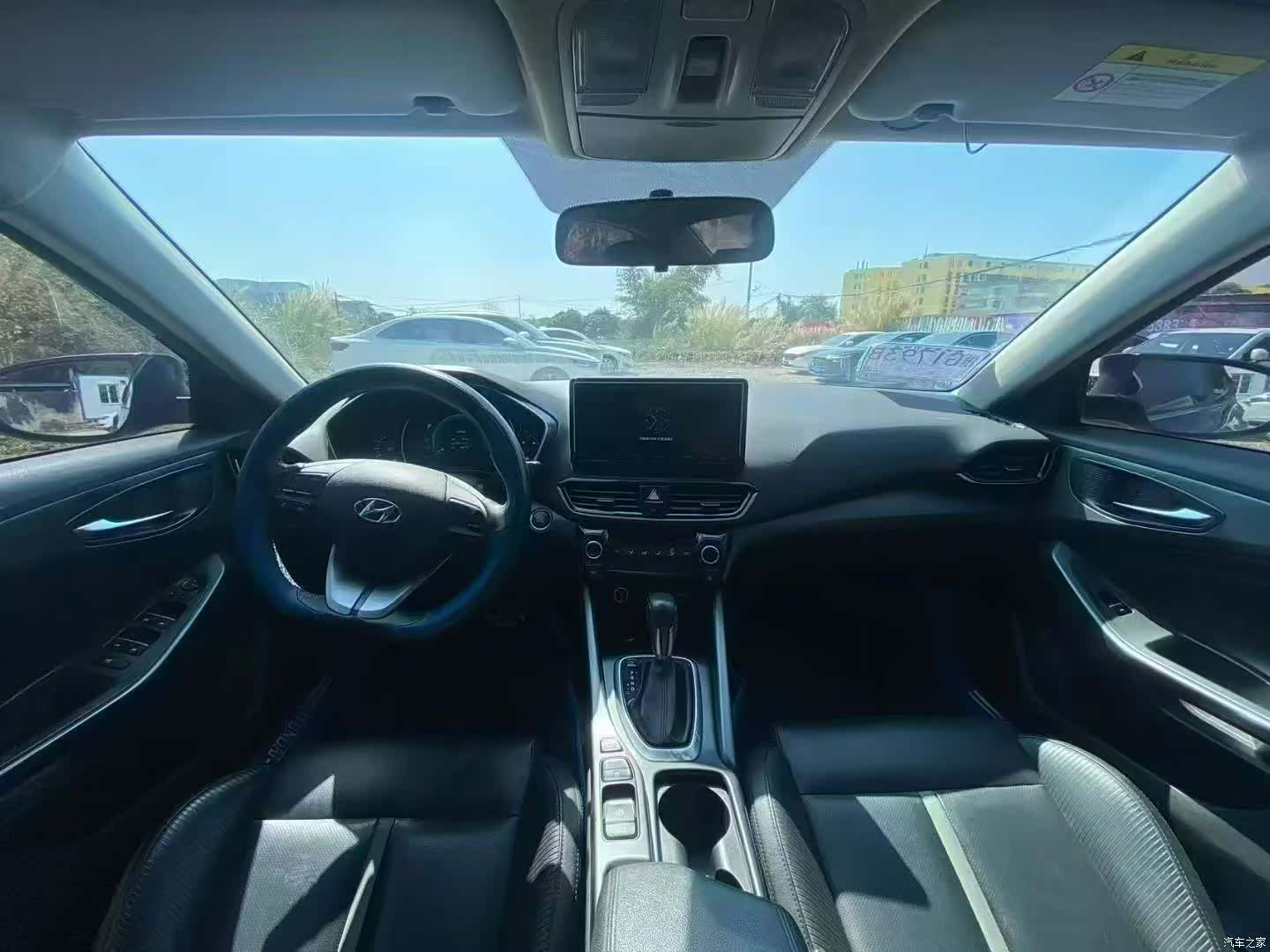Hyundai Lafesta, 2019 все фото