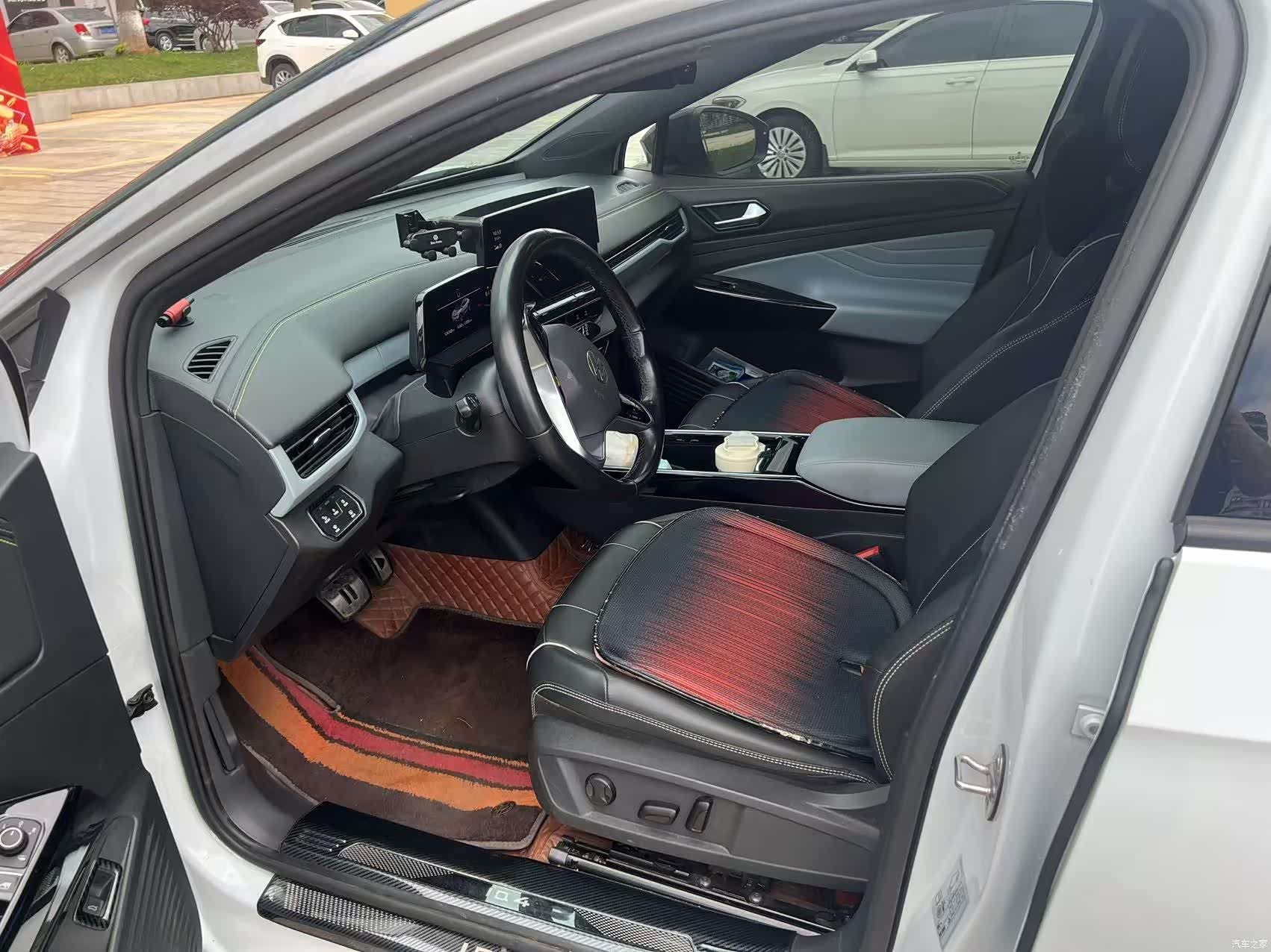 Volkswagen ID.4, 2021 4