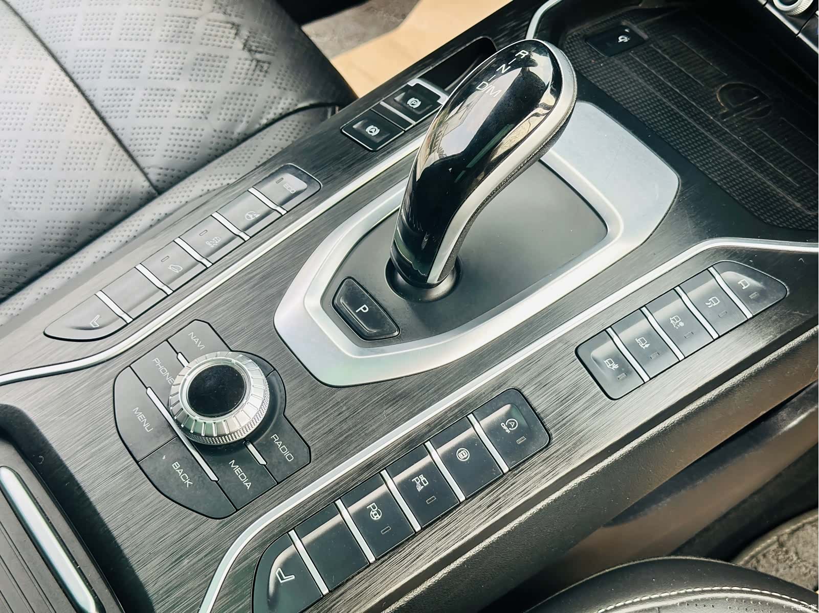 WEY VV6, 2019 25