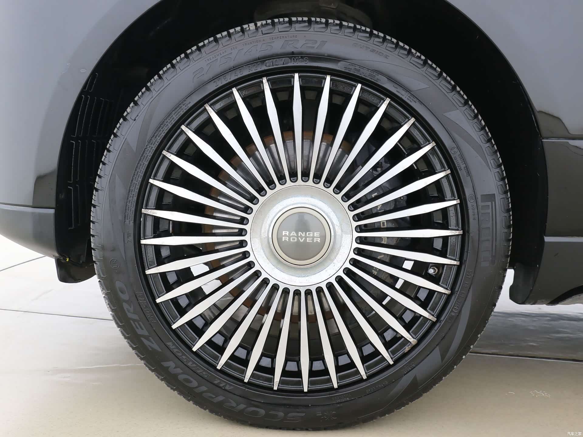 Land Rover Range Rover, 2019 15