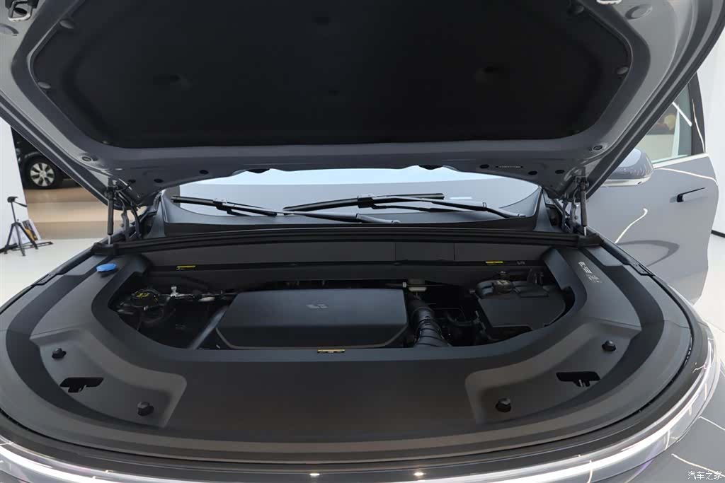 Li Auto L8, 2025 19