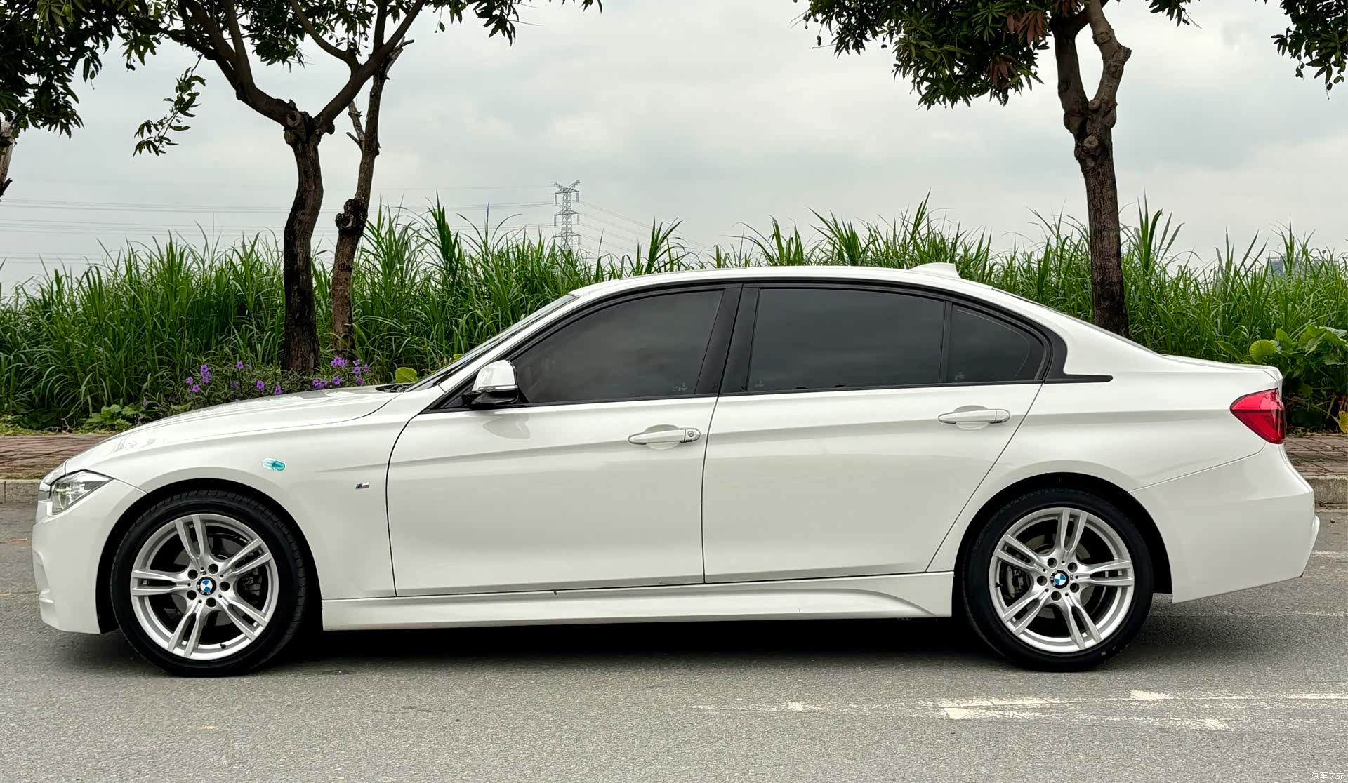 BMW 3 Series, 2017 12