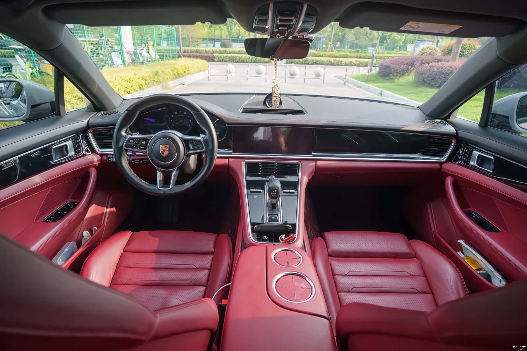 Porsche Panamera, 2020 11