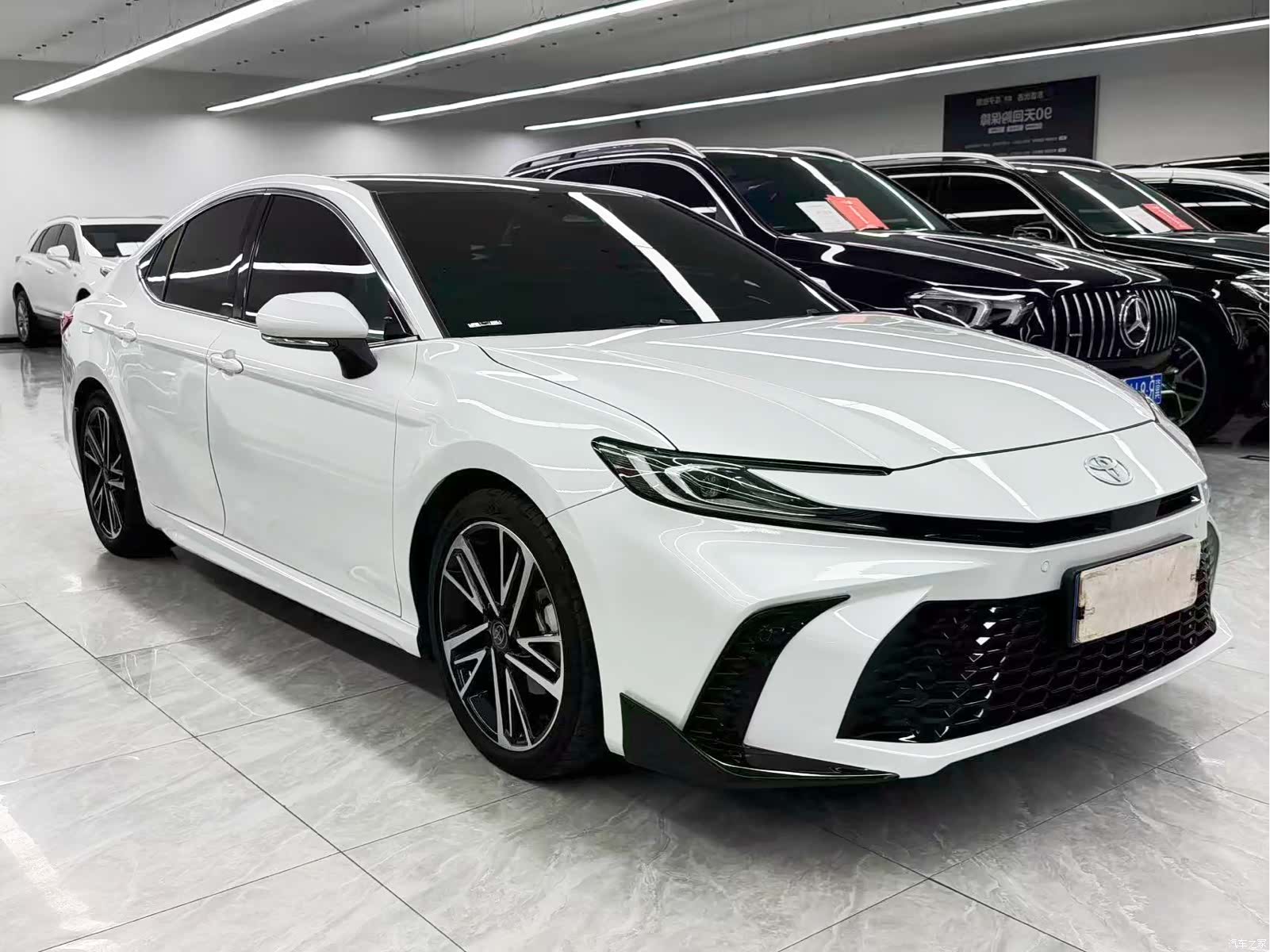 Toyota Camry, 2024 3