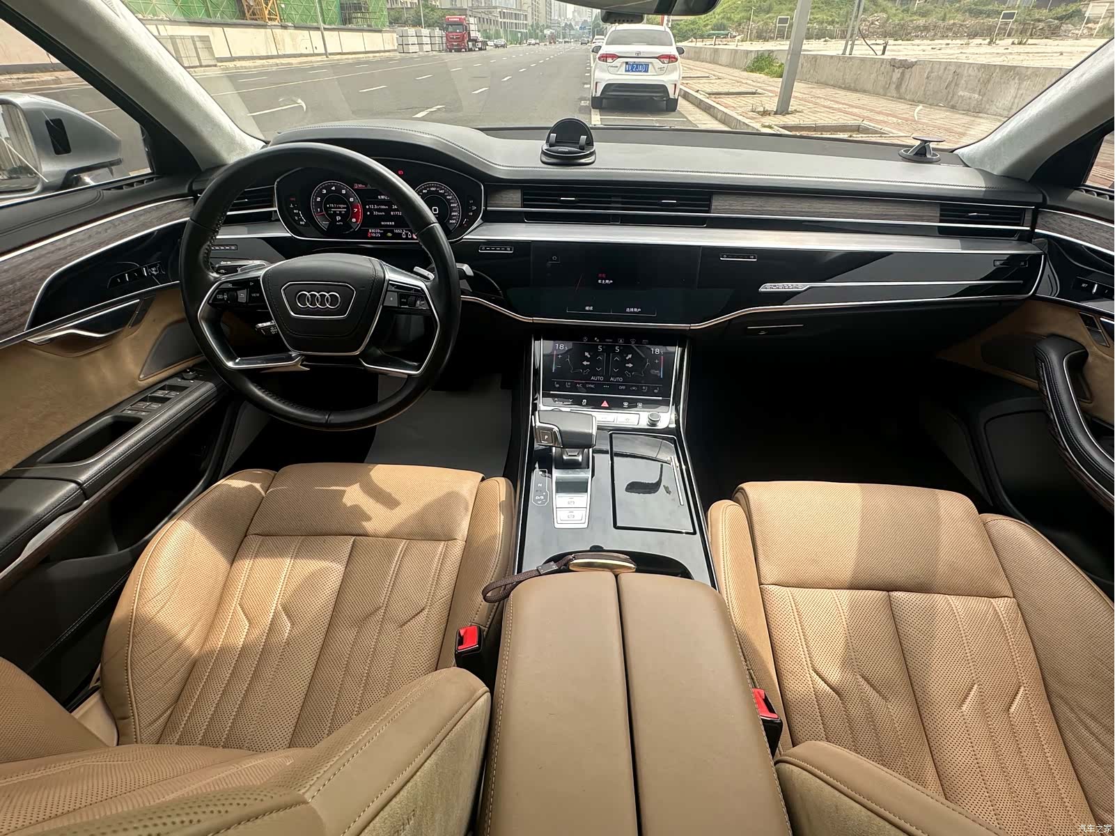 Audi A8L, 2022 16