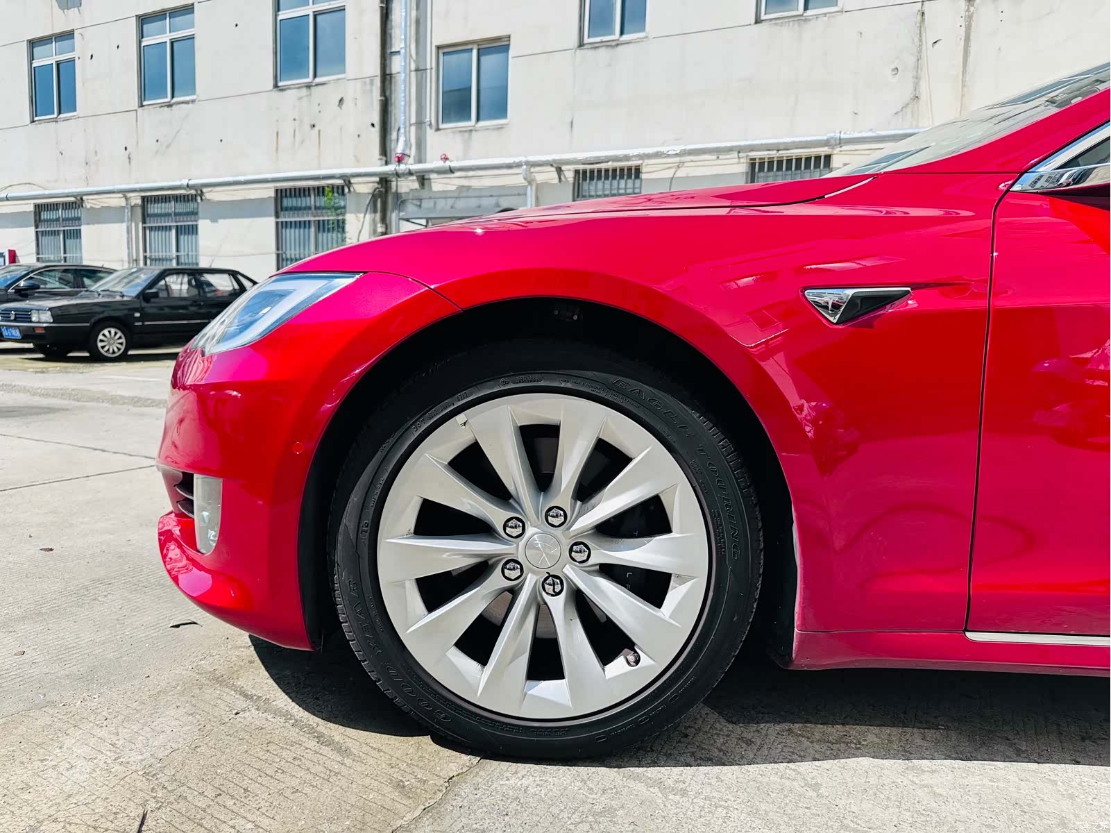 Tesla Model S, 2017 13