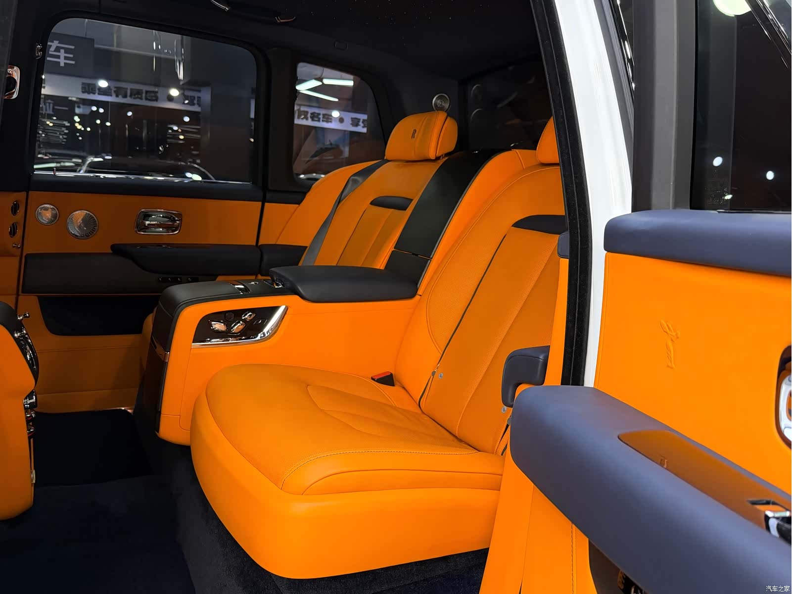 Rolls-Royce Cullinan, 2023 9