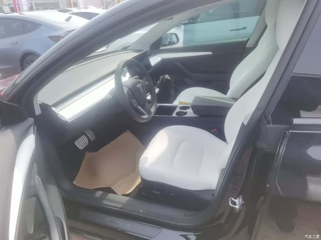 Tesla Model 3, 2021 15