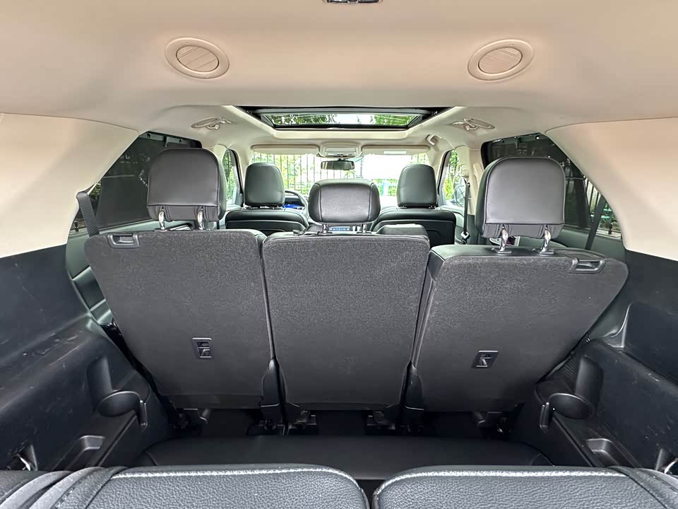 Ford Explorer Ford Explorer