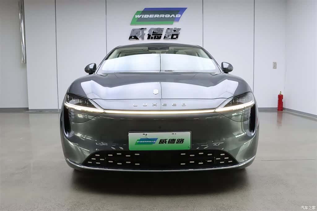 Luxeed R7, 2025 2
