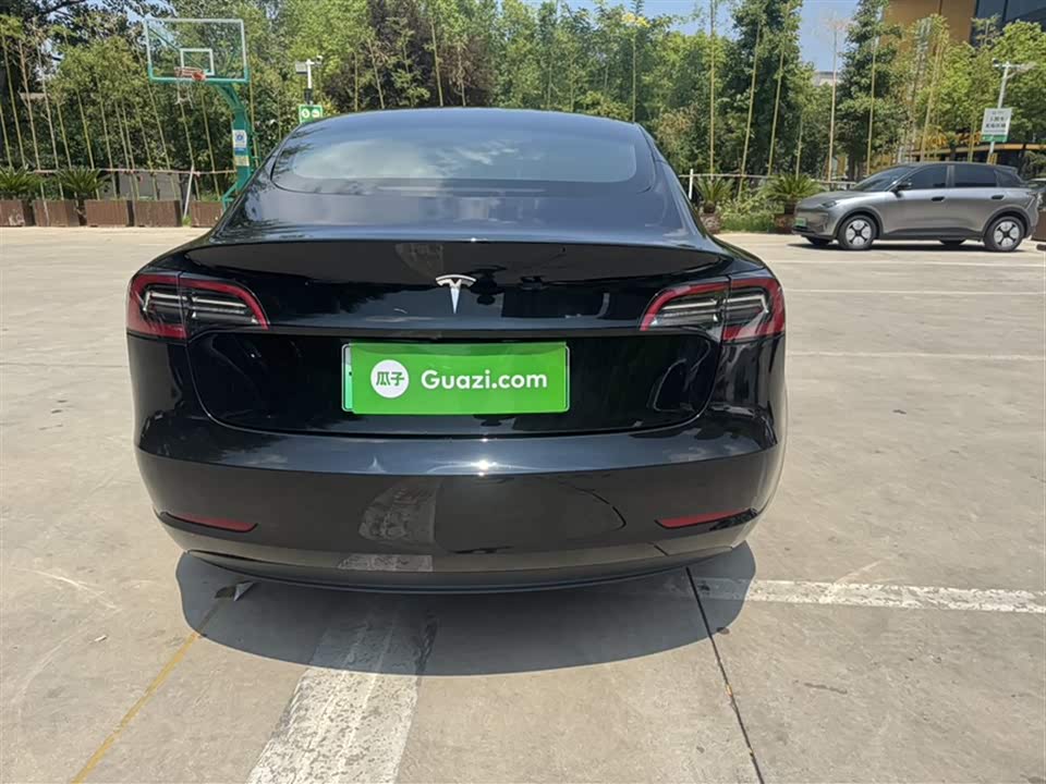 Tesla Model 3 Tesla Model 3