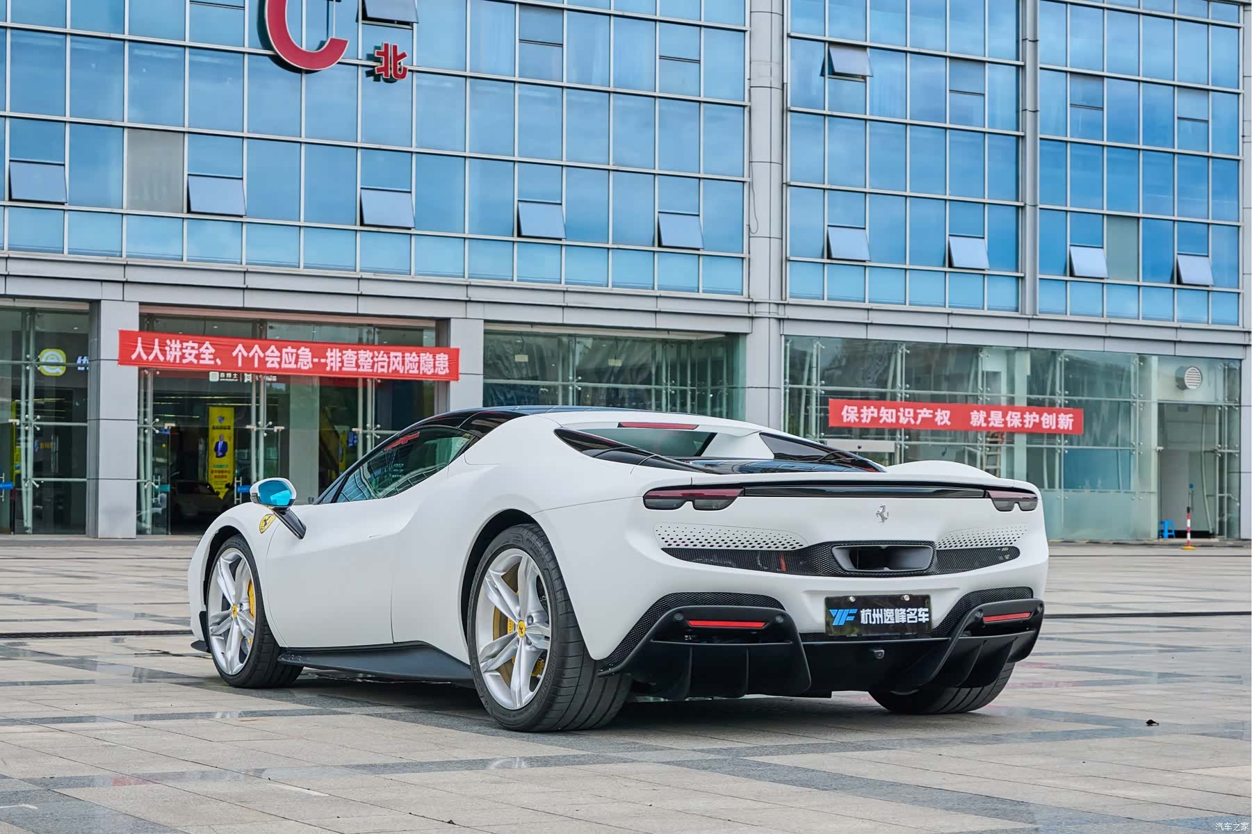 Ferrari 296, 2024 все фото