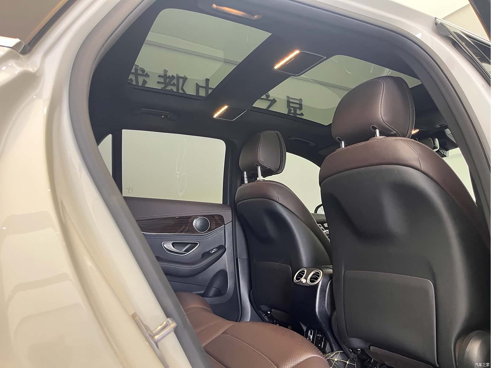 Mercedes-Benz GLC, 2019 17