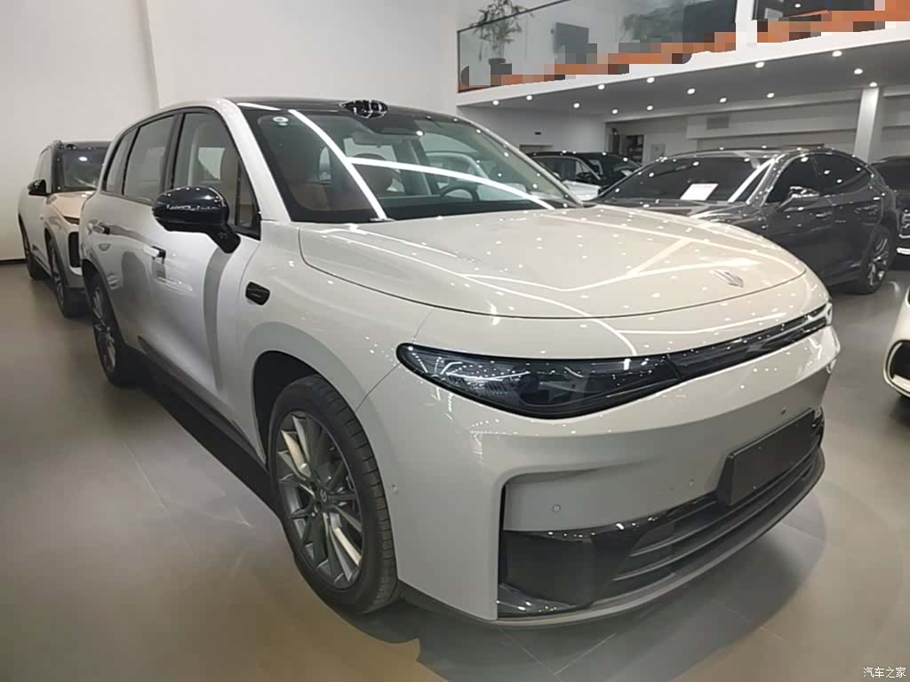 Leapmotor C10, 2025 4