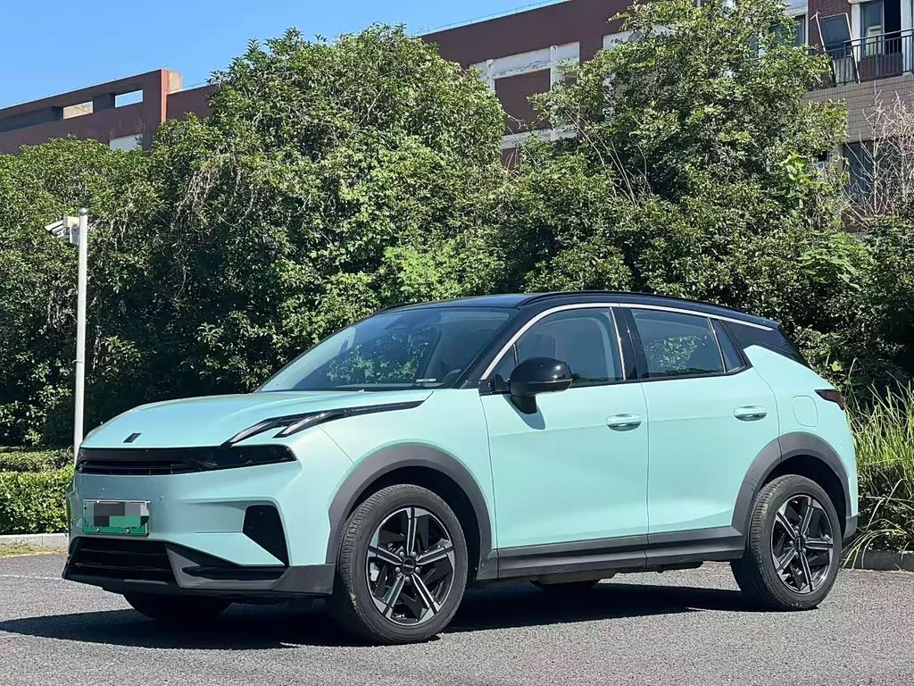Lynk & Co 06 EM-P 2023 EM-P 126 Halo