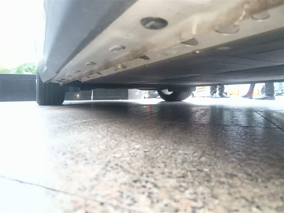IM Motors Zhiji LS6 IM Motors Zhiji LS6
