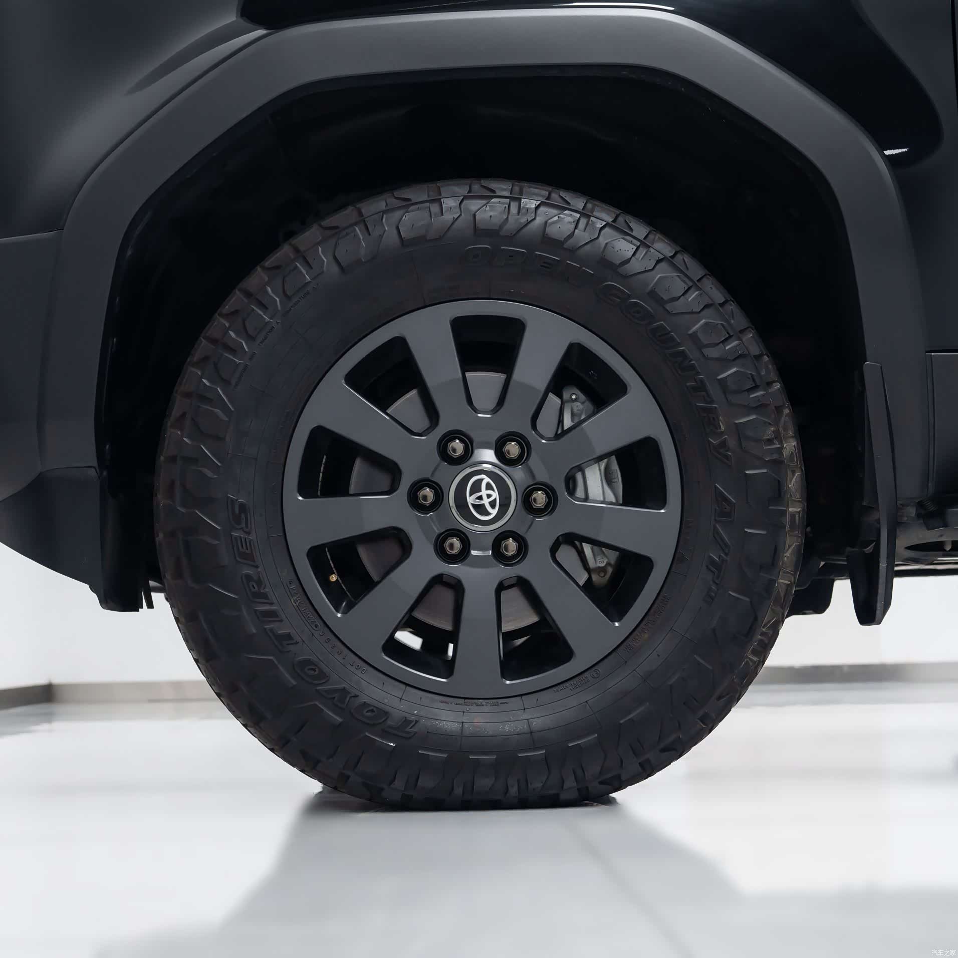 Toyota Prado, 2025 16