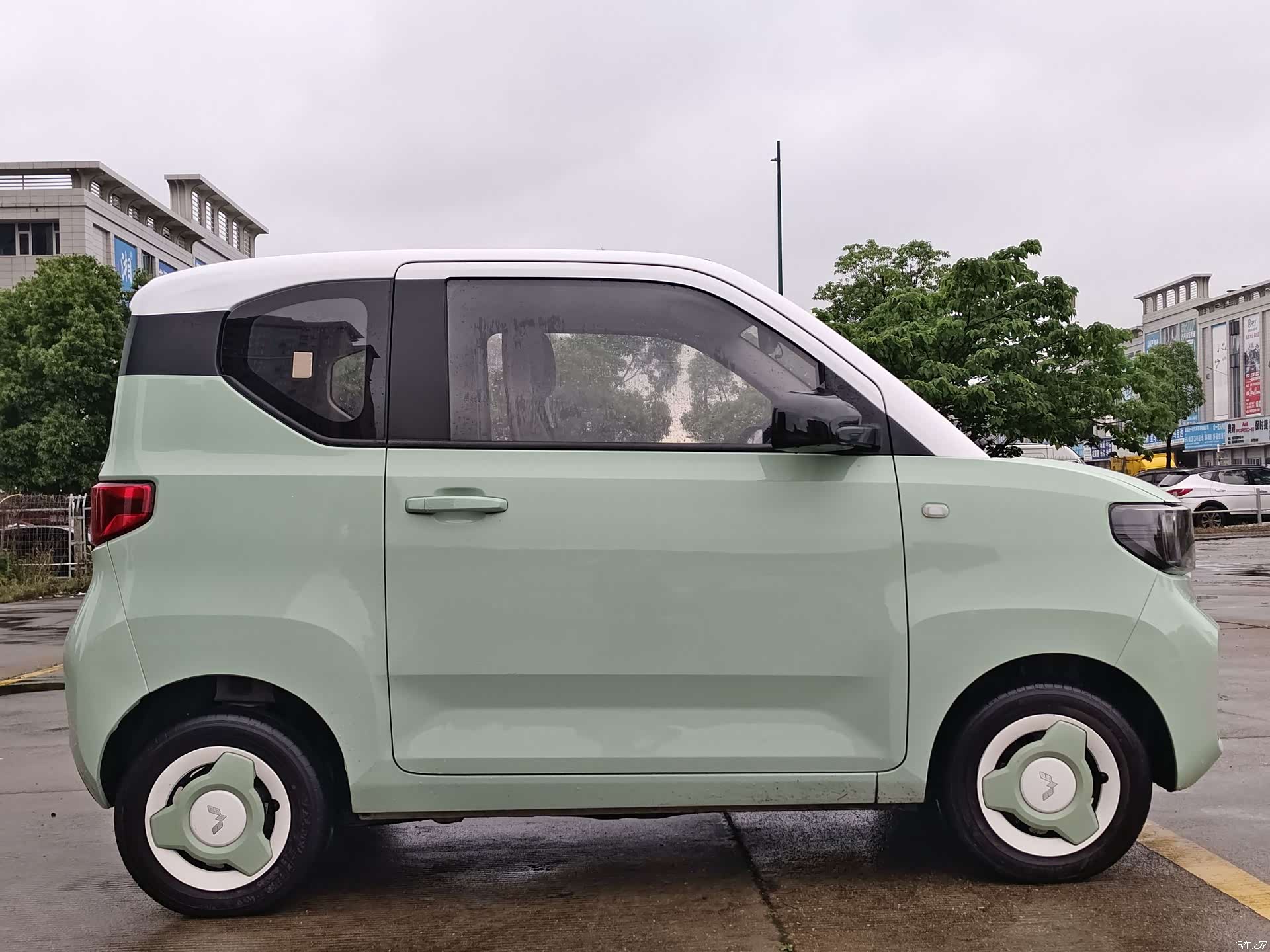 Wuling MINIEV, 2021 8