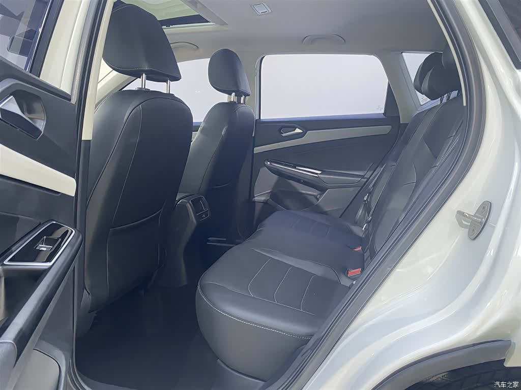 Volkswagen VS5, 2023 23