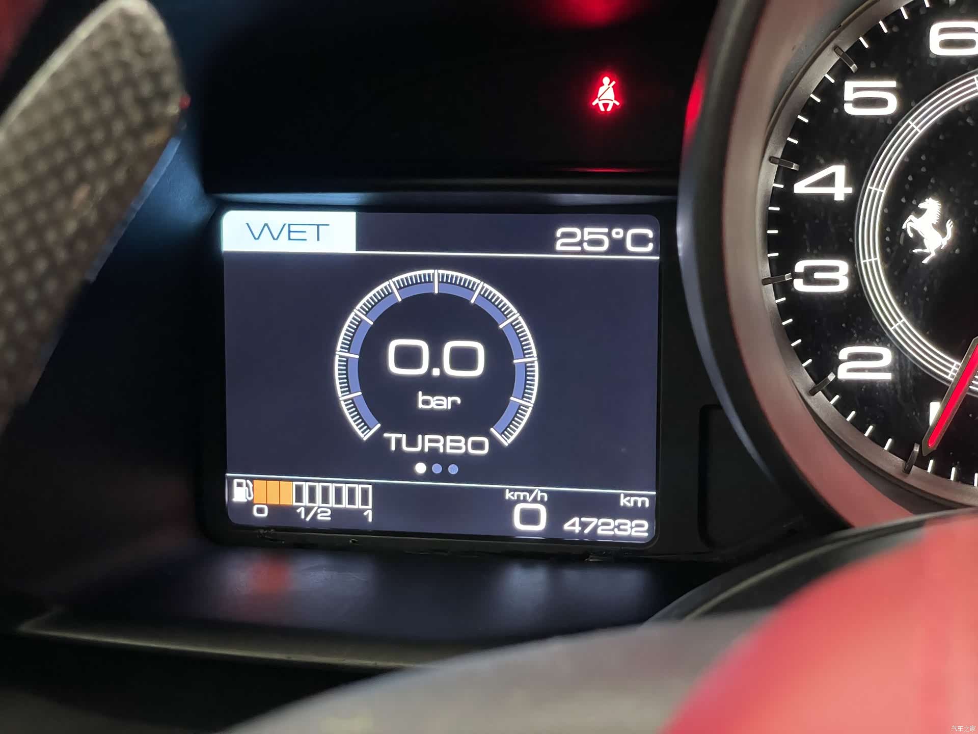 Ferrari 488, 2016 13