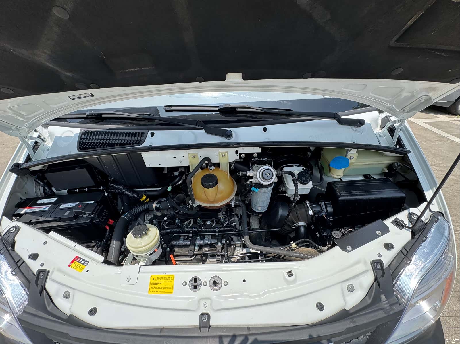 Maxus V80, 2021 11