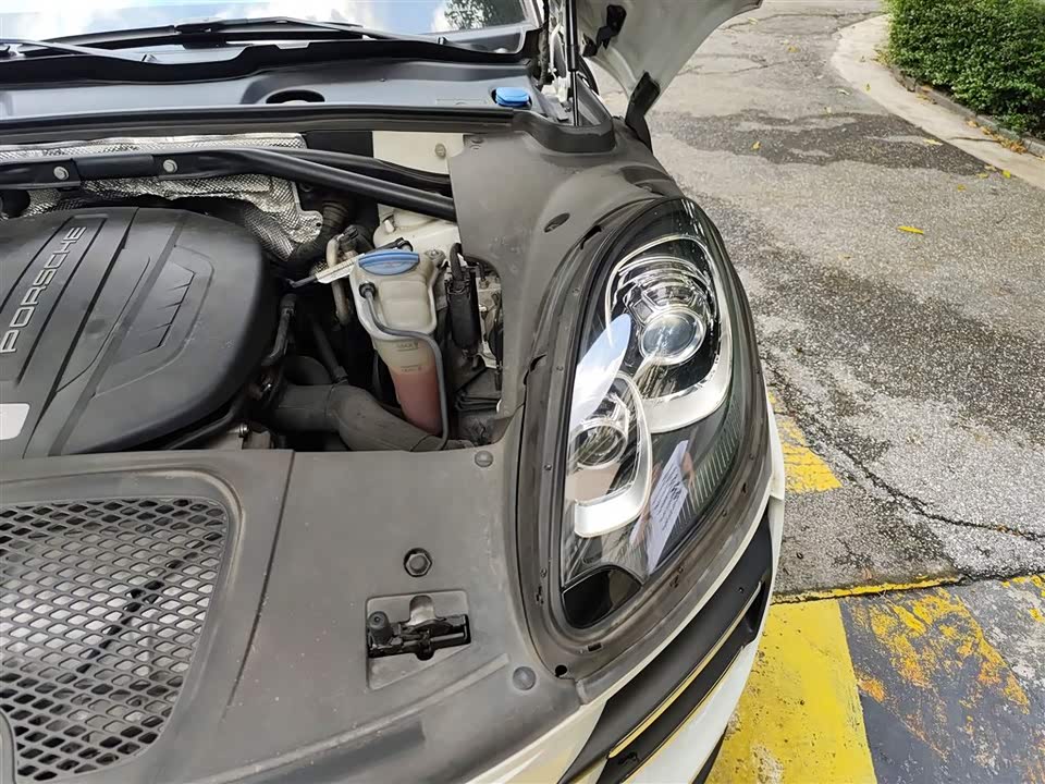 Porsche Macan Porsche Macan
