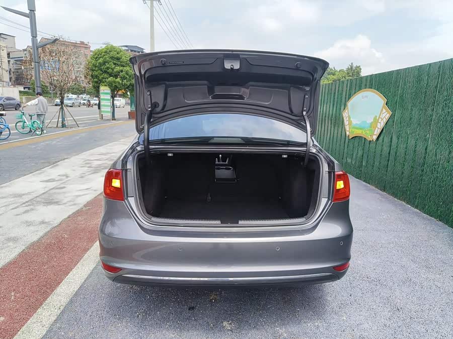 Volkswagen Sagitar 2015, фото 15