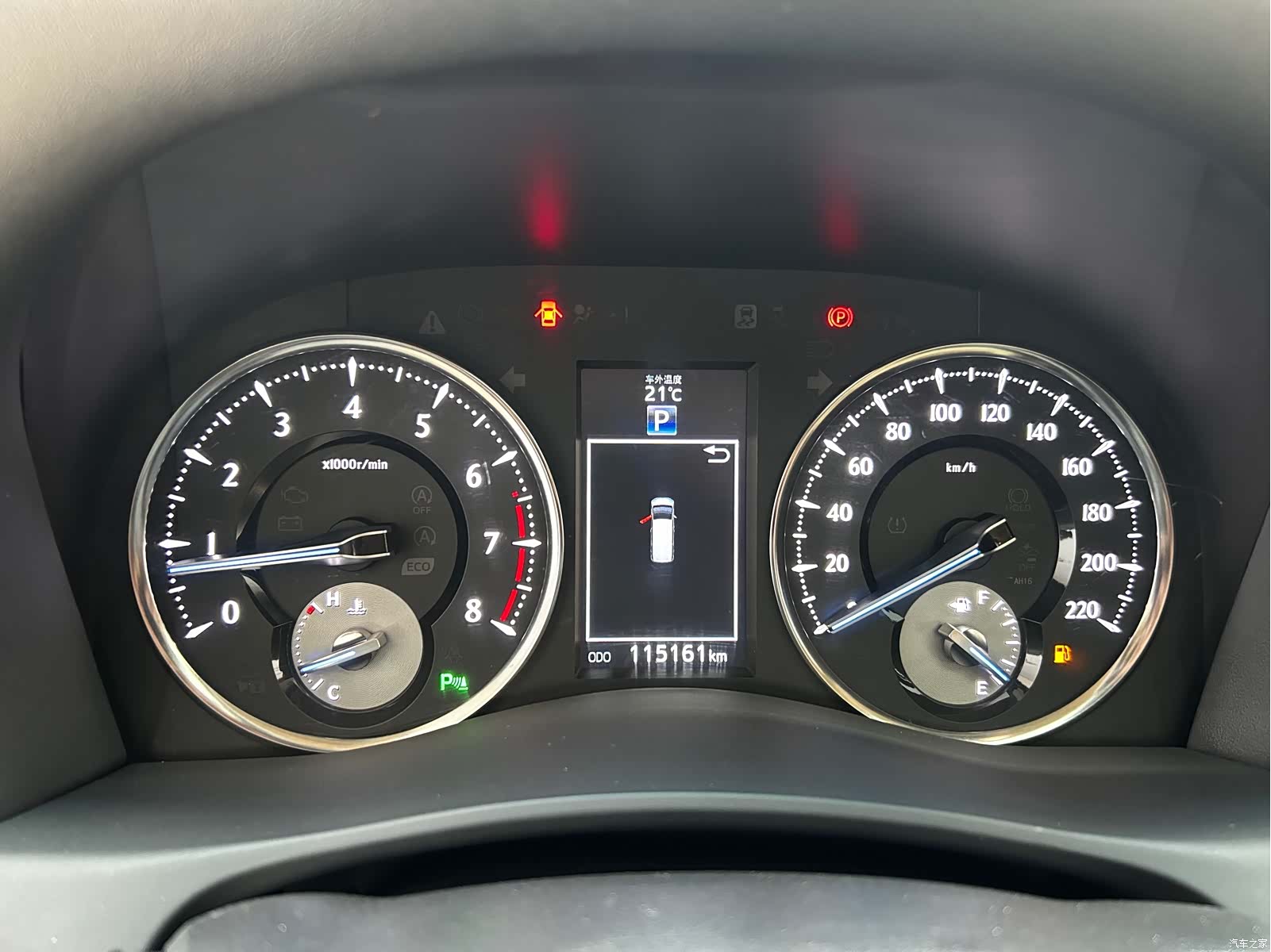 Toyota Alphard, 2015 10