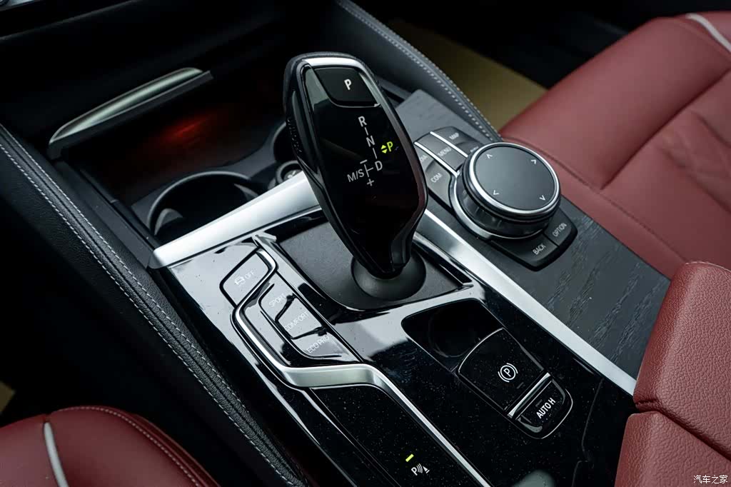 BMW 5 Series, 2022 12