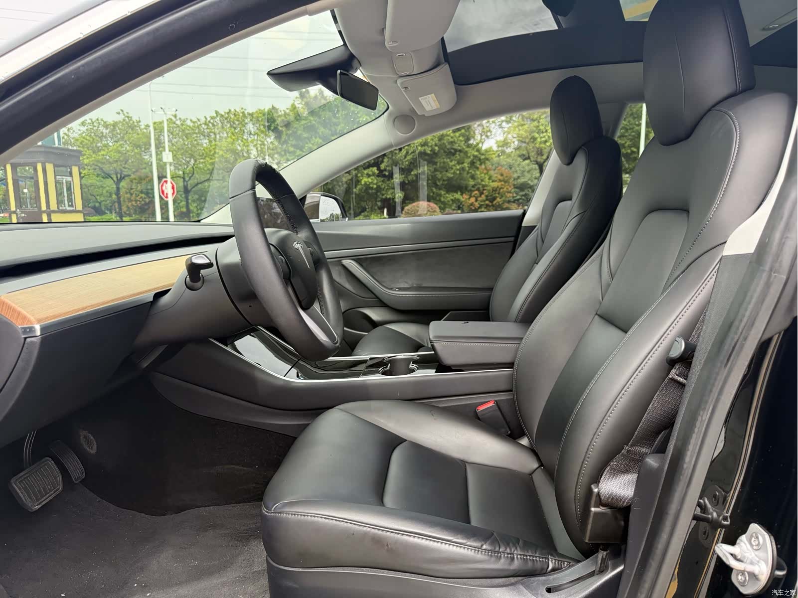 Tesla Model 3, 2020 4