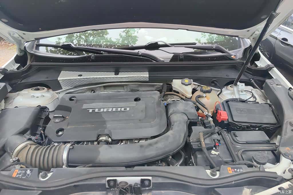 Cadillac XT4, 2019 10