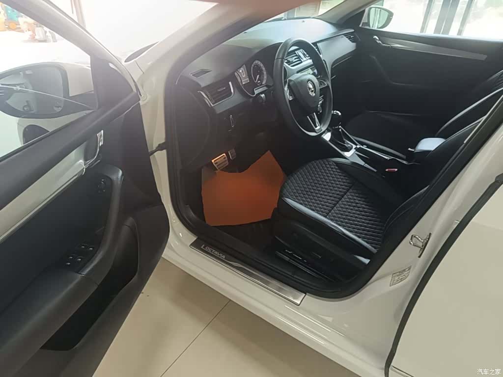 Skoda Octavia, 2019 16