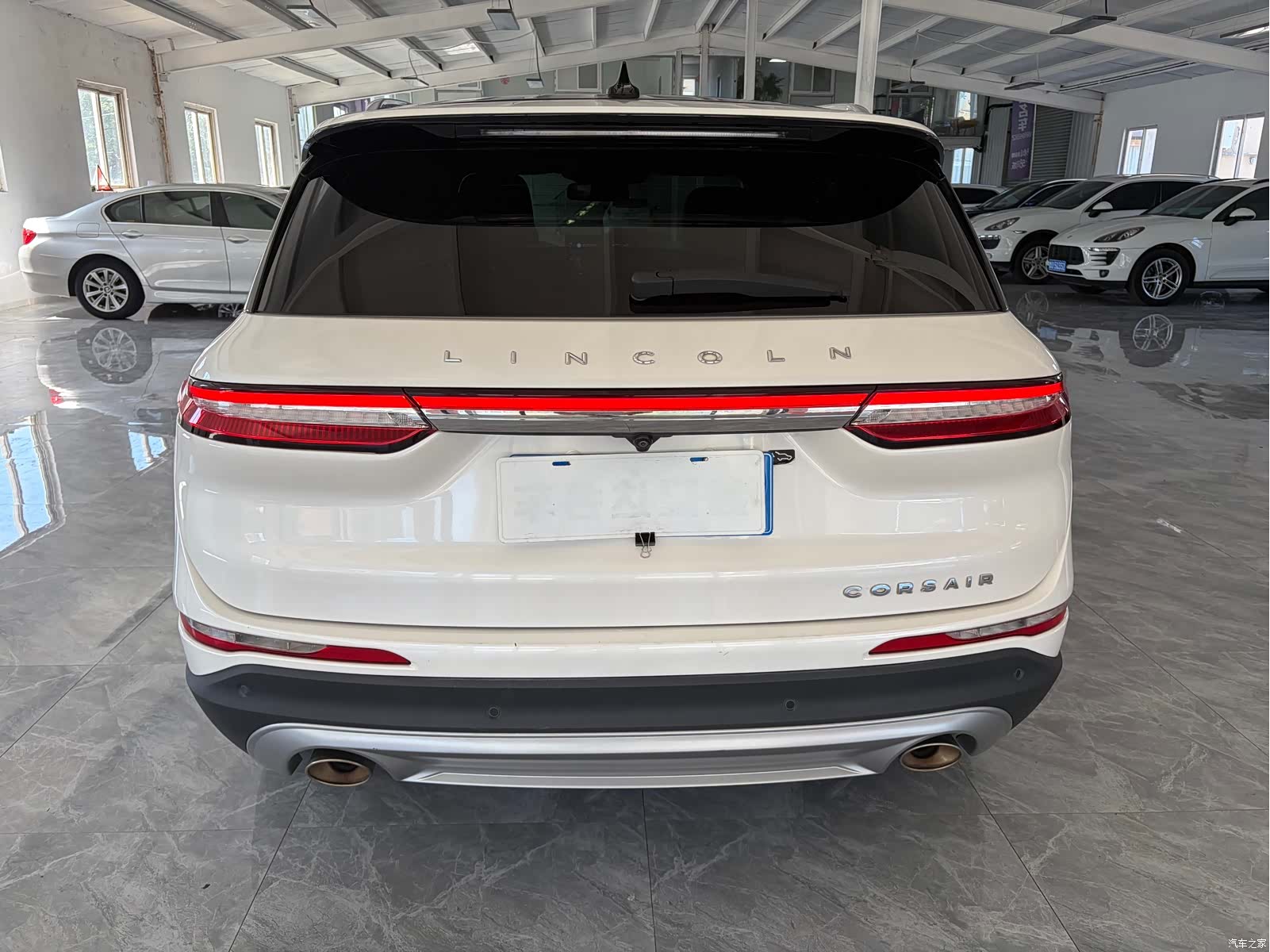 Lincoln Corsair, 2021 все фото
