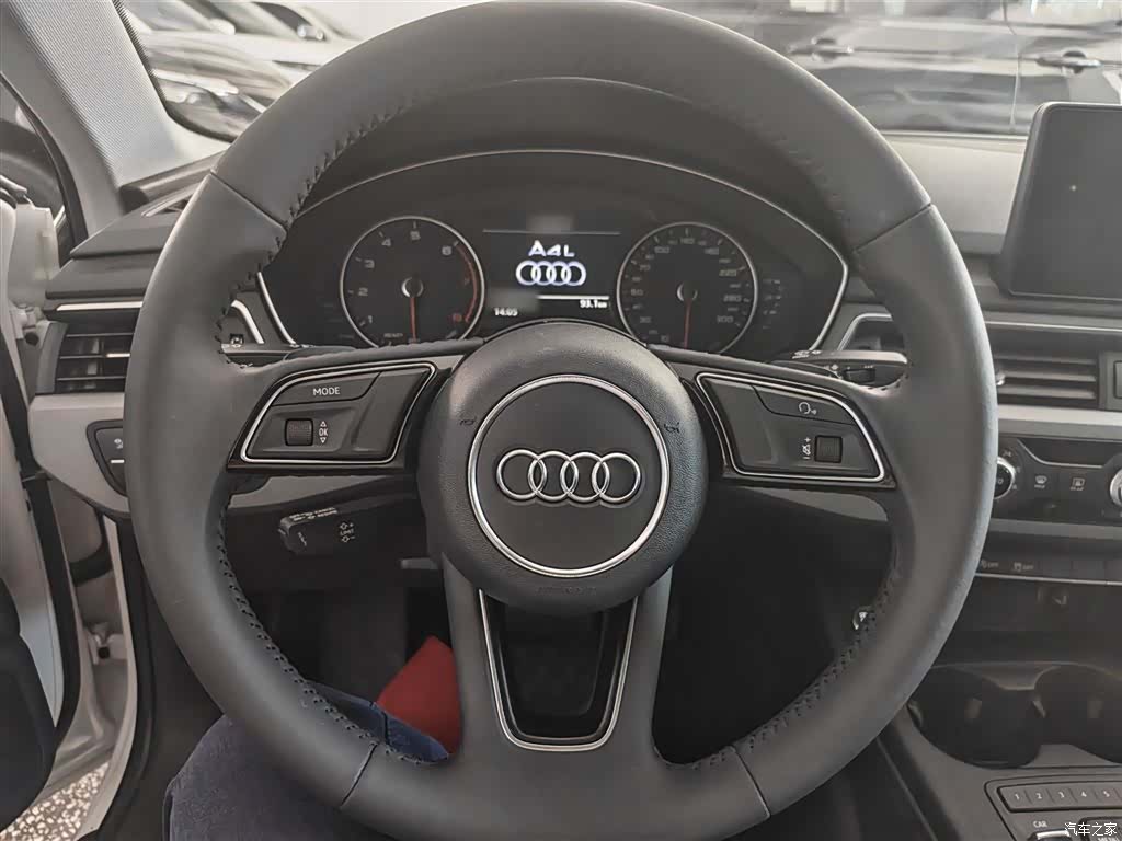 Audi A4L, 2017 19