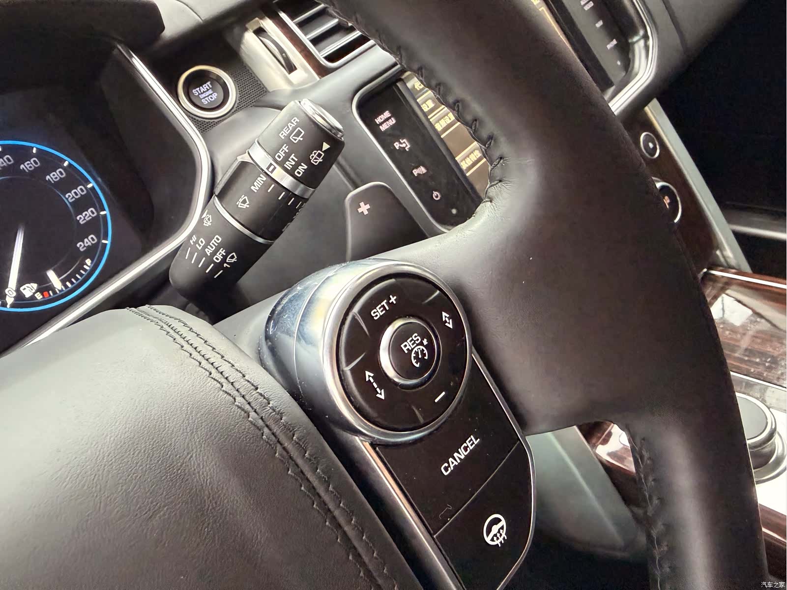 Land Rover Range Rover, 2013 14
