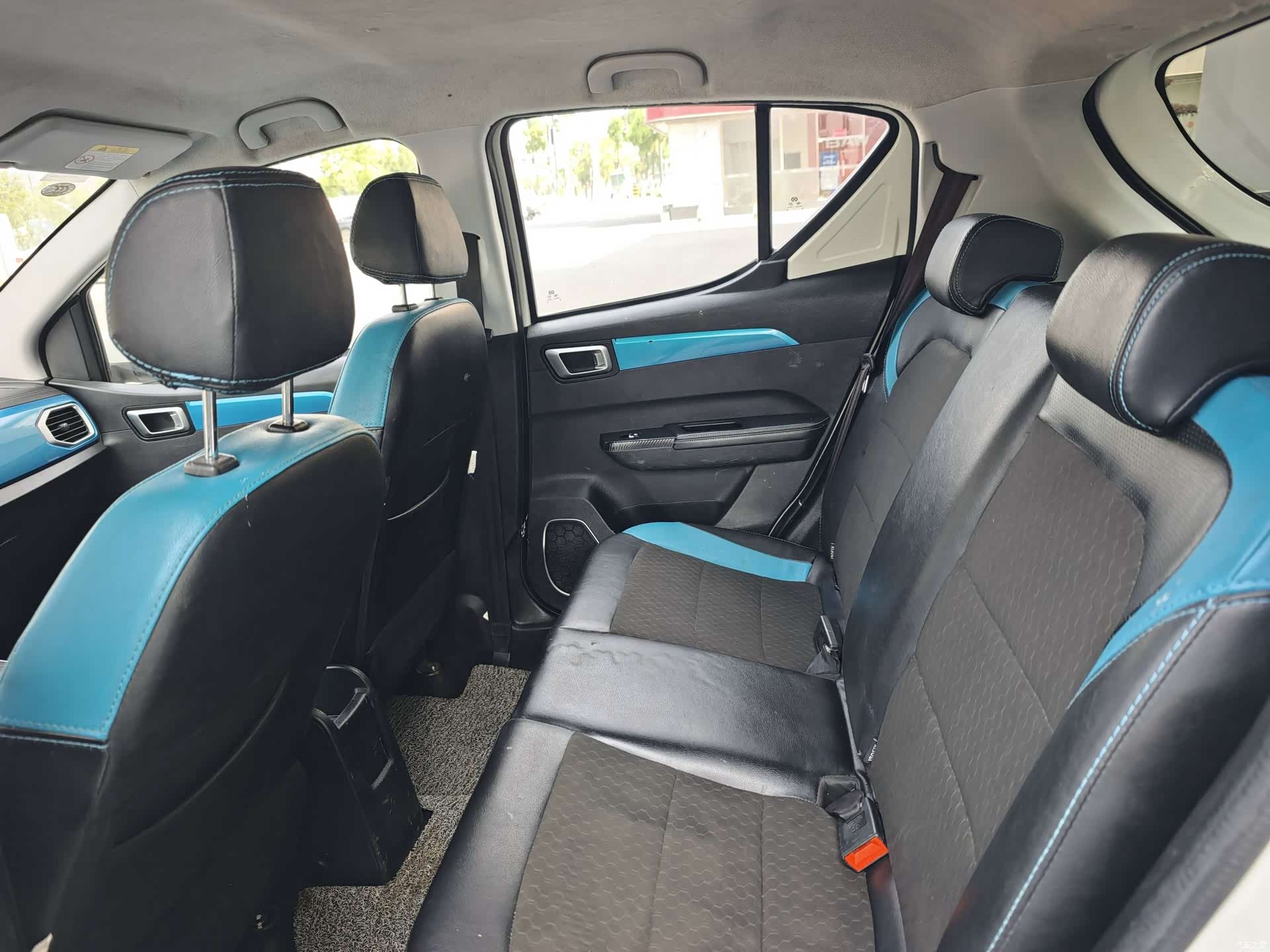BAIC EC3, 2020 7