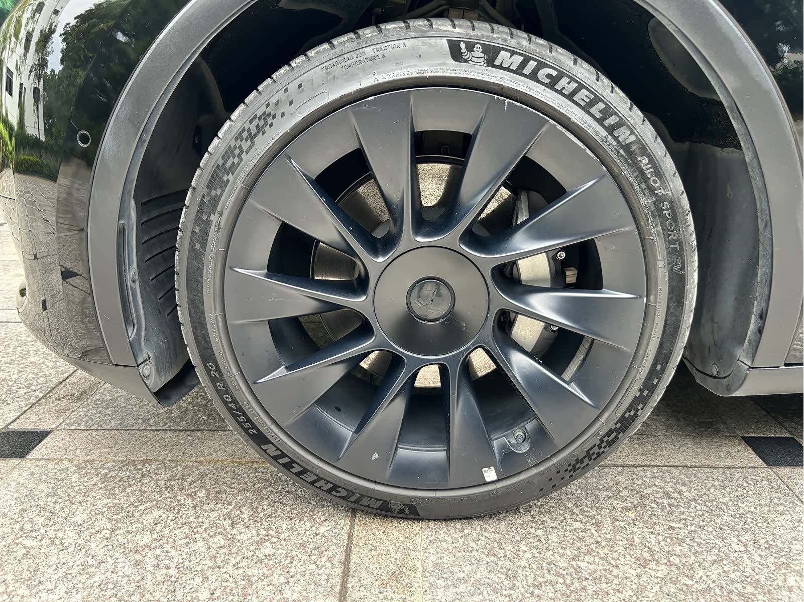 Tesla Model Y, 2022 17