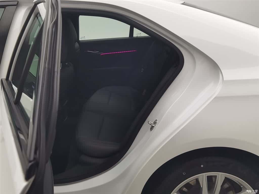 Cadillac CT4, 2020 15